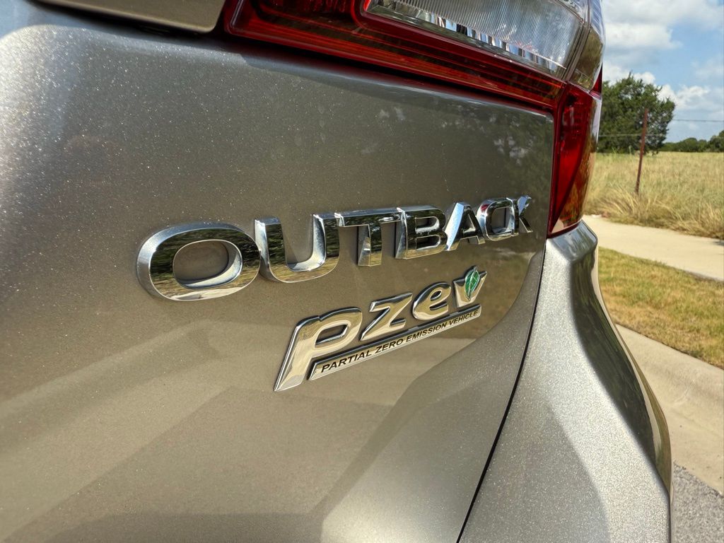 Thumbnail: 2017 Subaru Outback - 8
