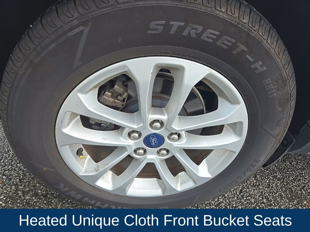 2020 Ford Escape SE