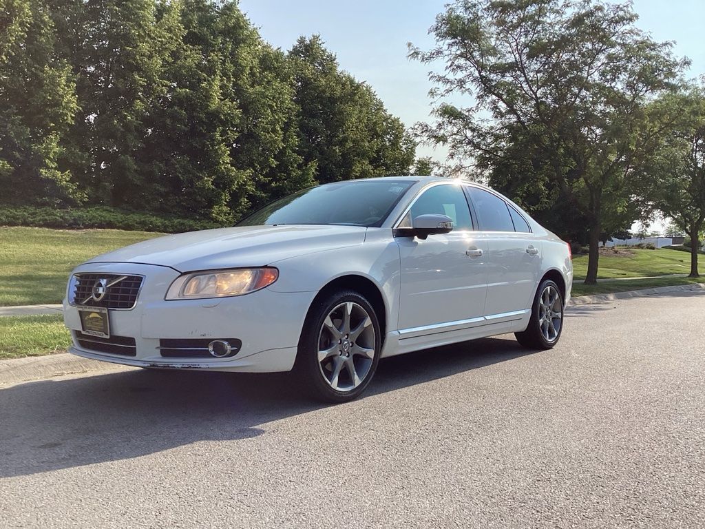 Ice White 2011 Volvo S80 Sedan Front-Wheel Drive 6-Speed Automatic