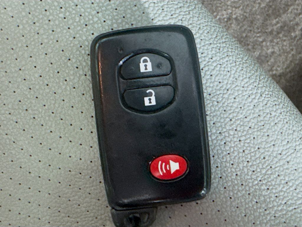 Used Car 2010 Toyota Prius  I For Sale Under $10,000 In Austin, Texas