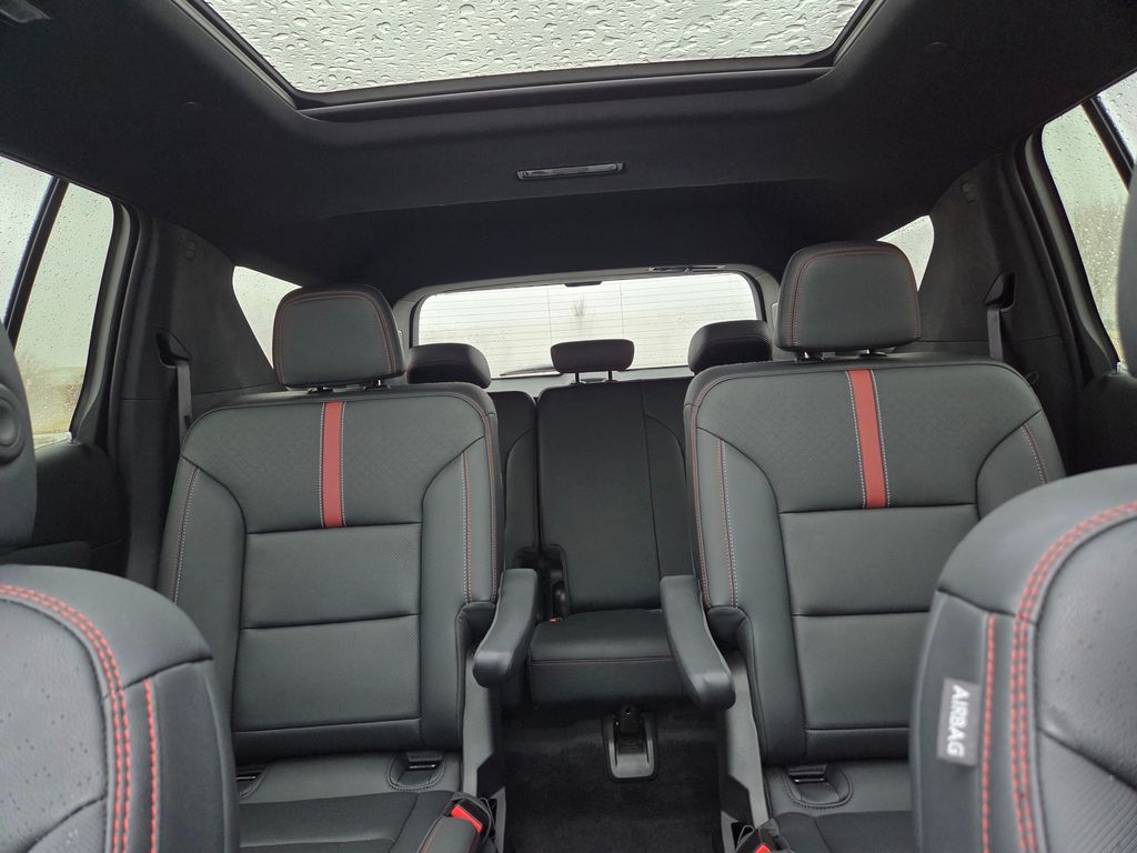 2024 Chevrolet Traverse AWD RS