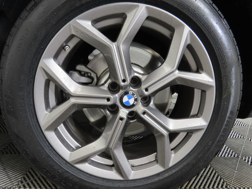 Thumbnail: 2020 BMW X3 - 31