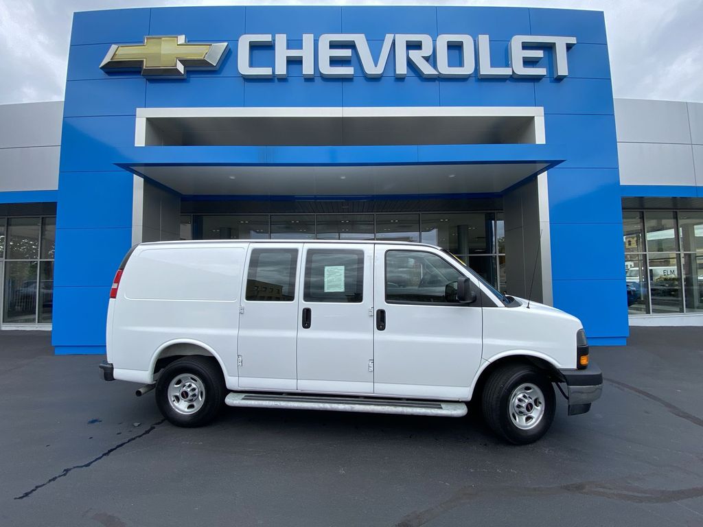  2025 GMC Savana Cargo 2500 RWD   