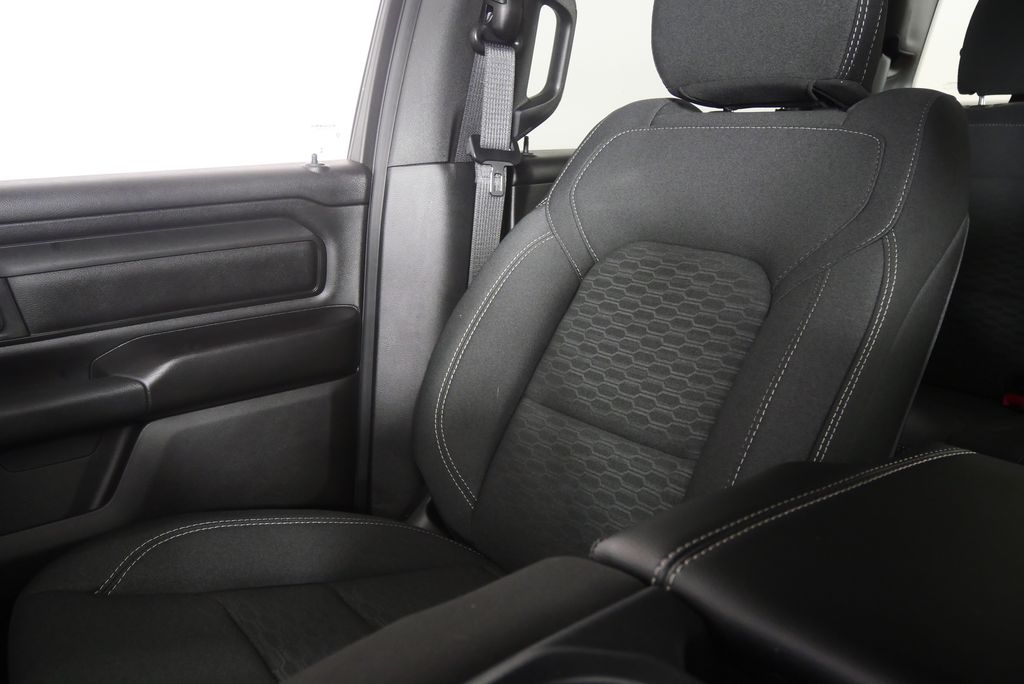 Thumbnail: 2025 RAM 1500 - 29