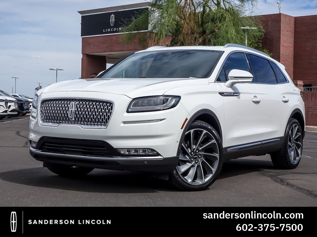 Pristine White Metallic Tri-Coat 2023 Lincoln Nautilus Reserve AWD SUV / Crossover All-Wheel Drive 8-Speed Automatic