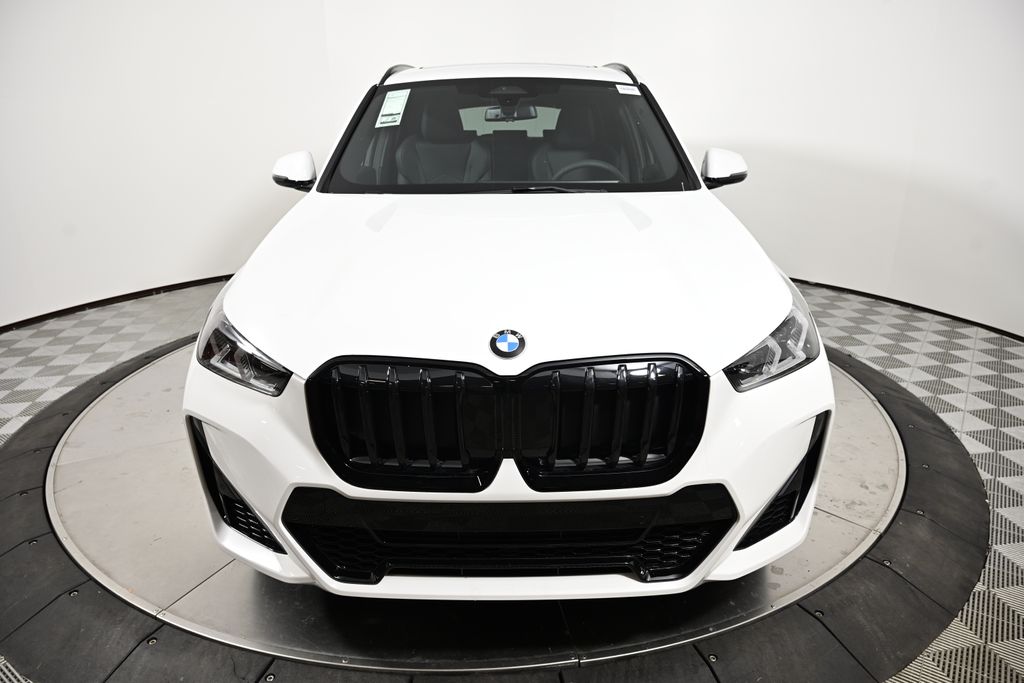 2025 BMW X1 xDrive28i 8