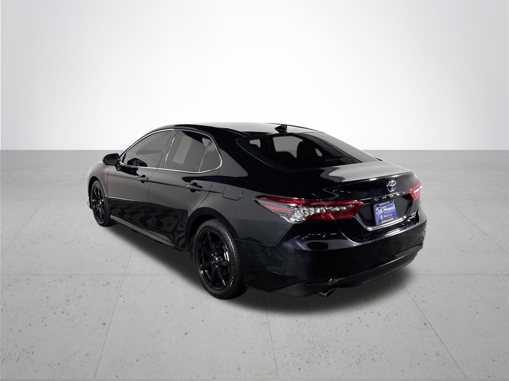 2024 Toyota Camry Hybrid XLE