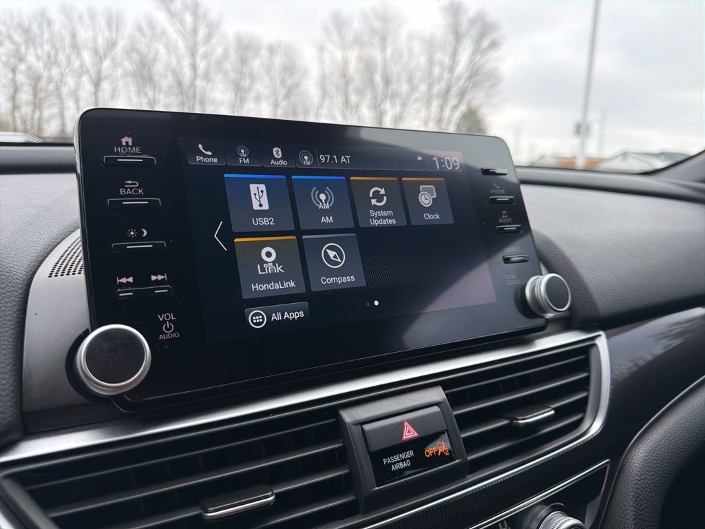 Thumbnail: 2022 Honda Accord - 32