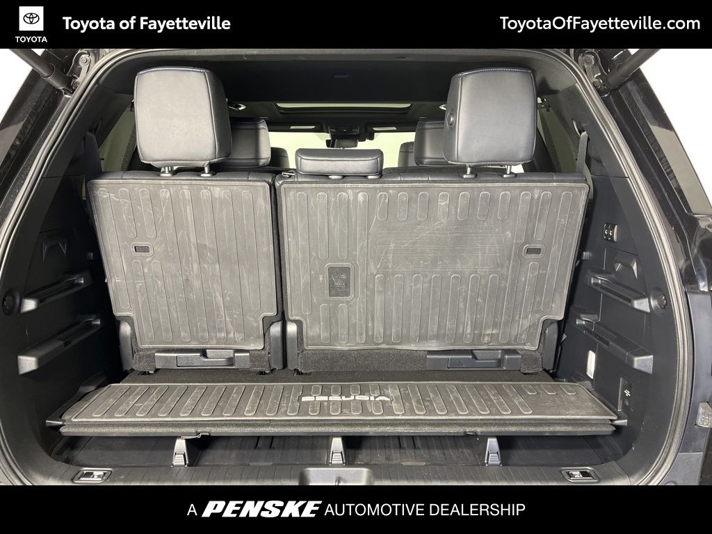 Thumbnail: 2024 Toyota Sequoia - 12