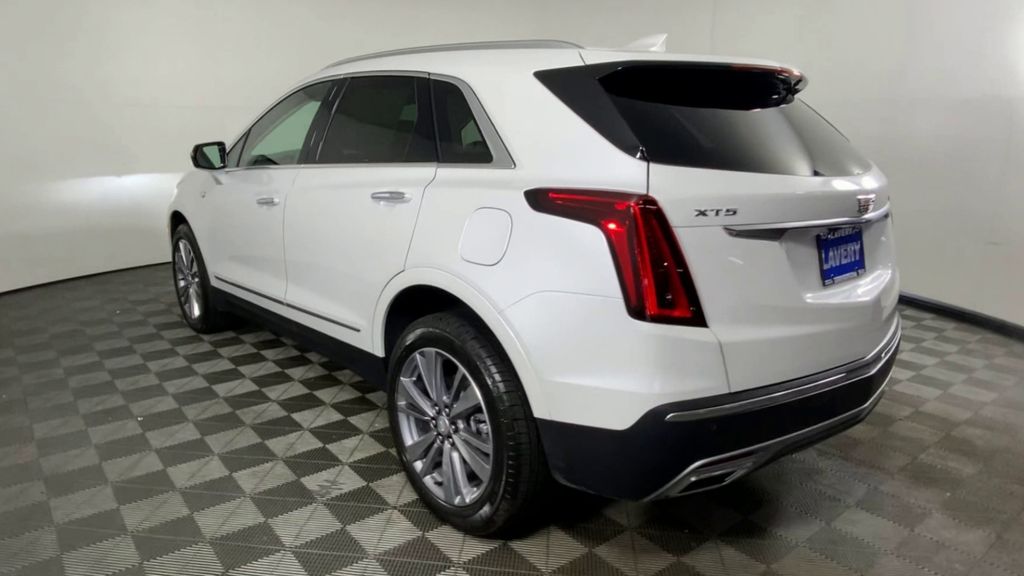 2025 Cadillac XT5 Premium Luxury 6