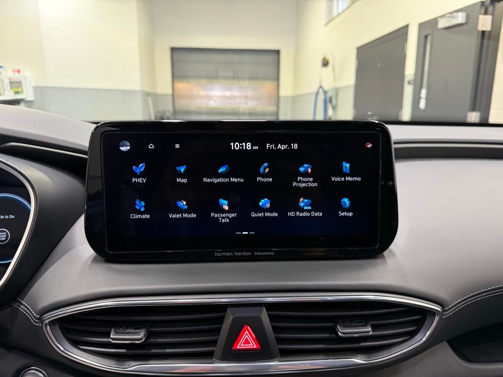 2023 Hyundai Santa Fe Limited 16