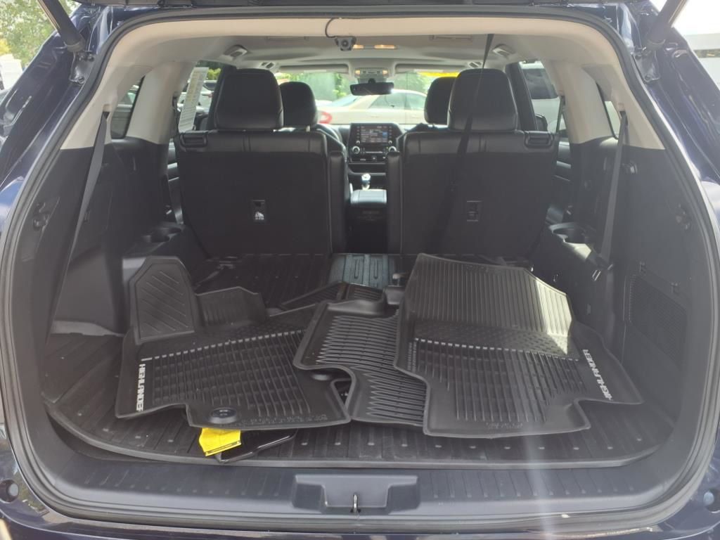 2020 Toyota Highlander XLE photo 10