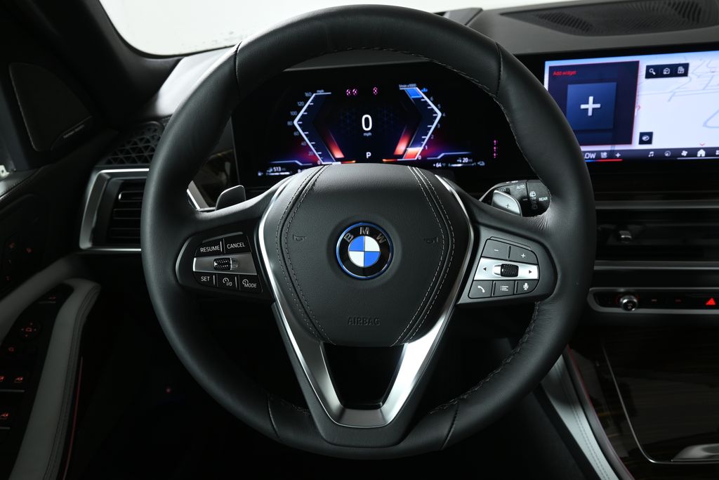 Thumbnail: 2026 BMW X5 - 17
