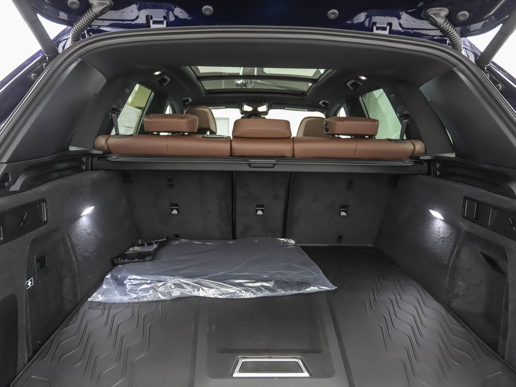 Thumbnail: 2026 BMW X5 - 24