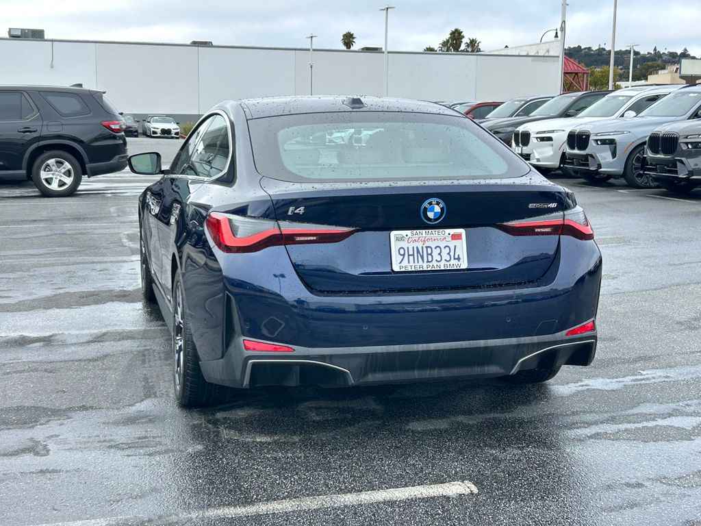 Thumbnail: 2023 BMW i4 - 3