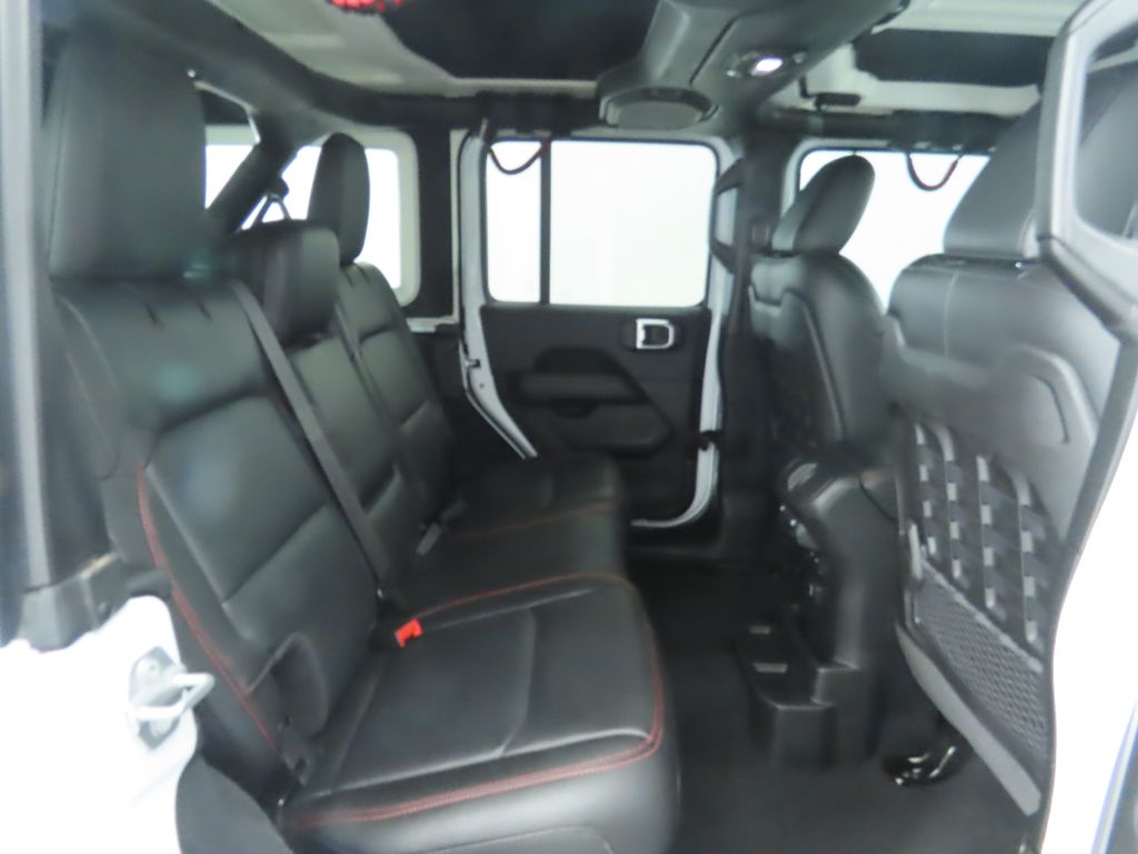 Thumbnail: 2018 Jeep Wrangler - 22