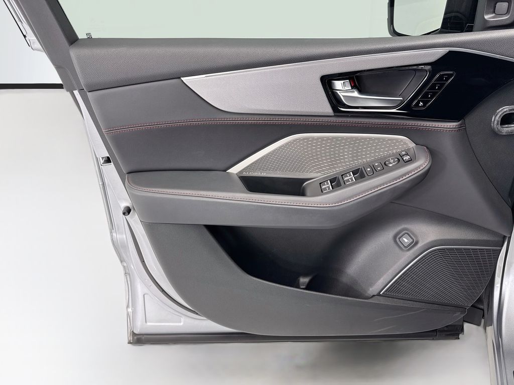 Thumbnail: 2023 Acura MDX - 25