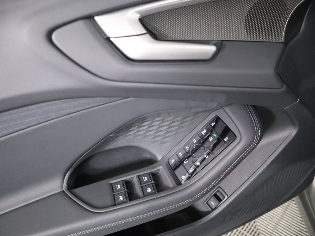 Thumbnail: 2025 Audi A5 - 23