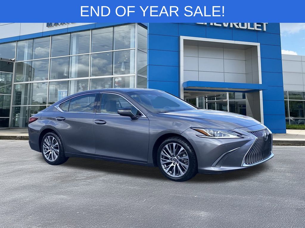 2019 Lexus ES 350's photo