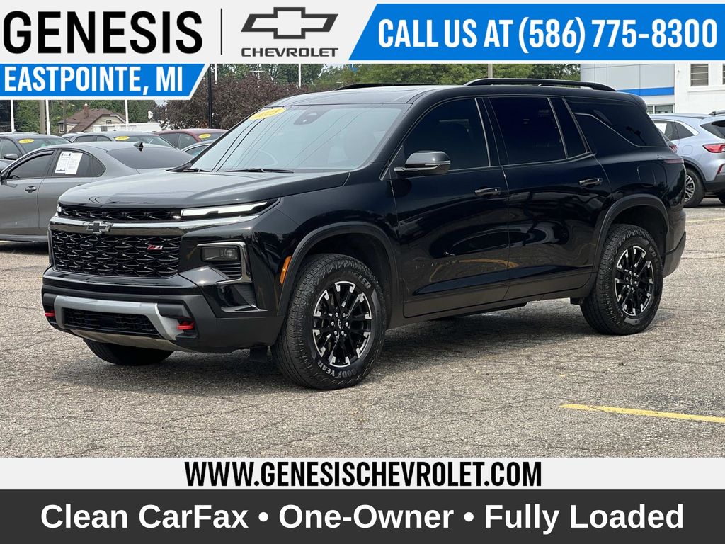 Mosaic Black Metallic 2025 Chevrolet Traverse SUV / Crossover Four-Wheel Drive 8-Speed Automatic