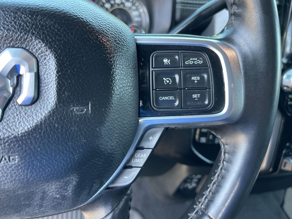 2500 Crew Cab Laramie