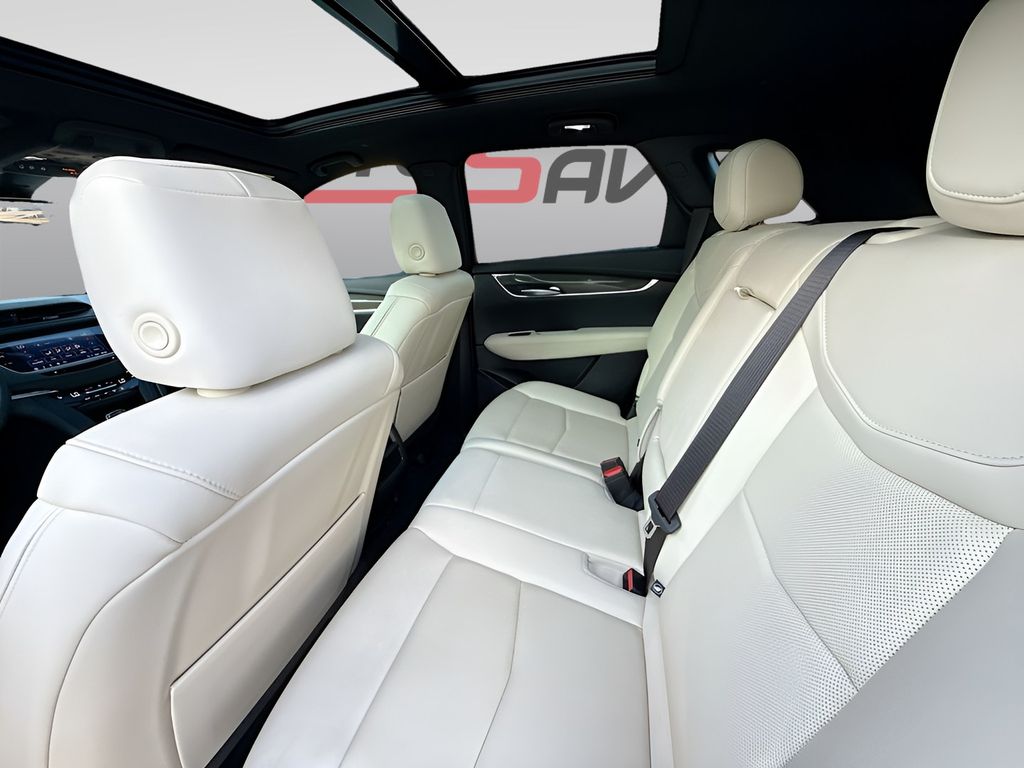Used 2022 Red Cadillac Sport image 25