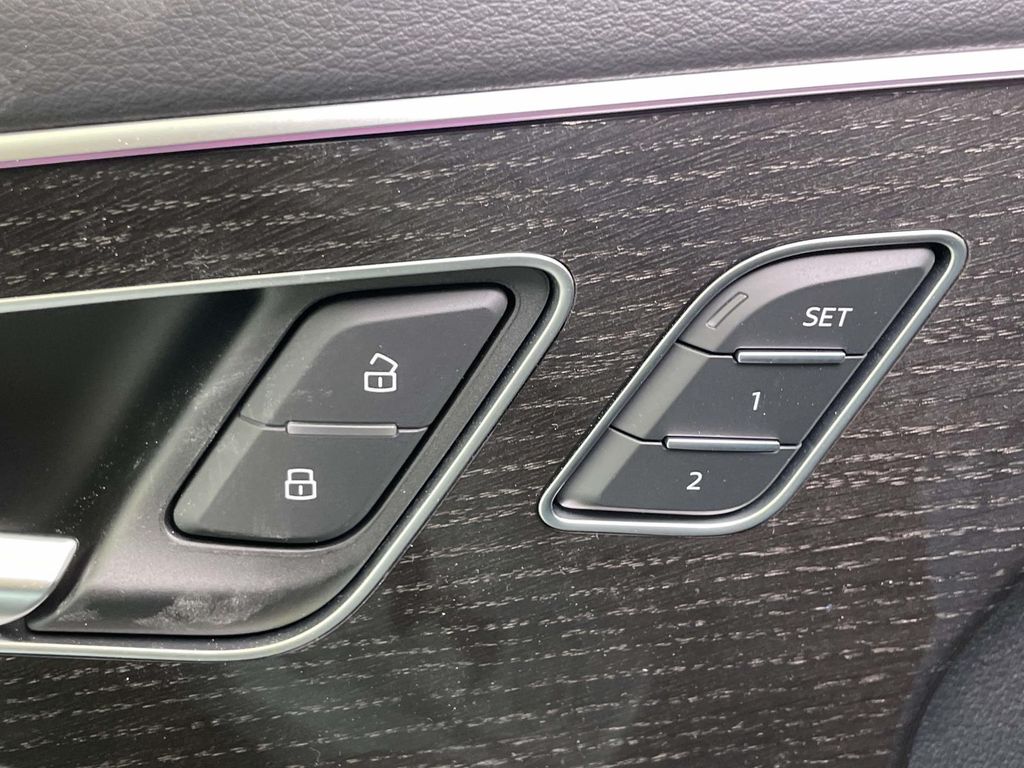 2026 Audi Q8  White at Audi Porsche Sewickley