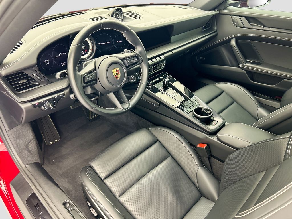 Thumbnail: 2024 Porsche 911 - 4