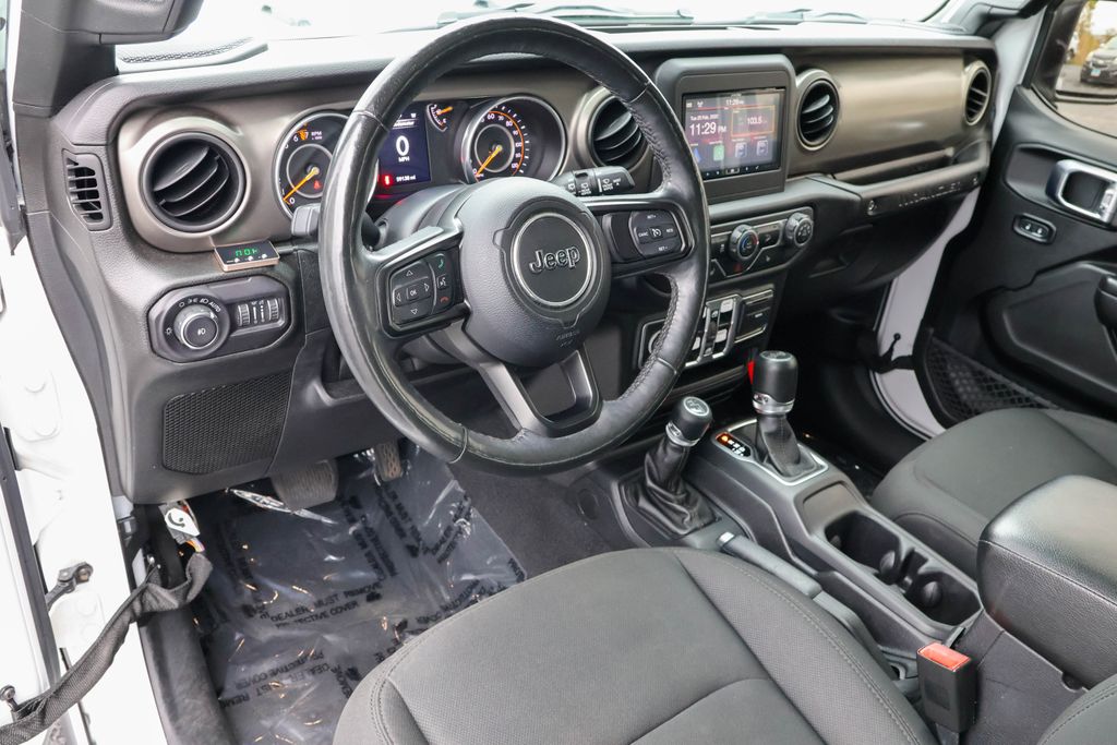 2018 Jeep Wrangler Unlimited Sport S 3