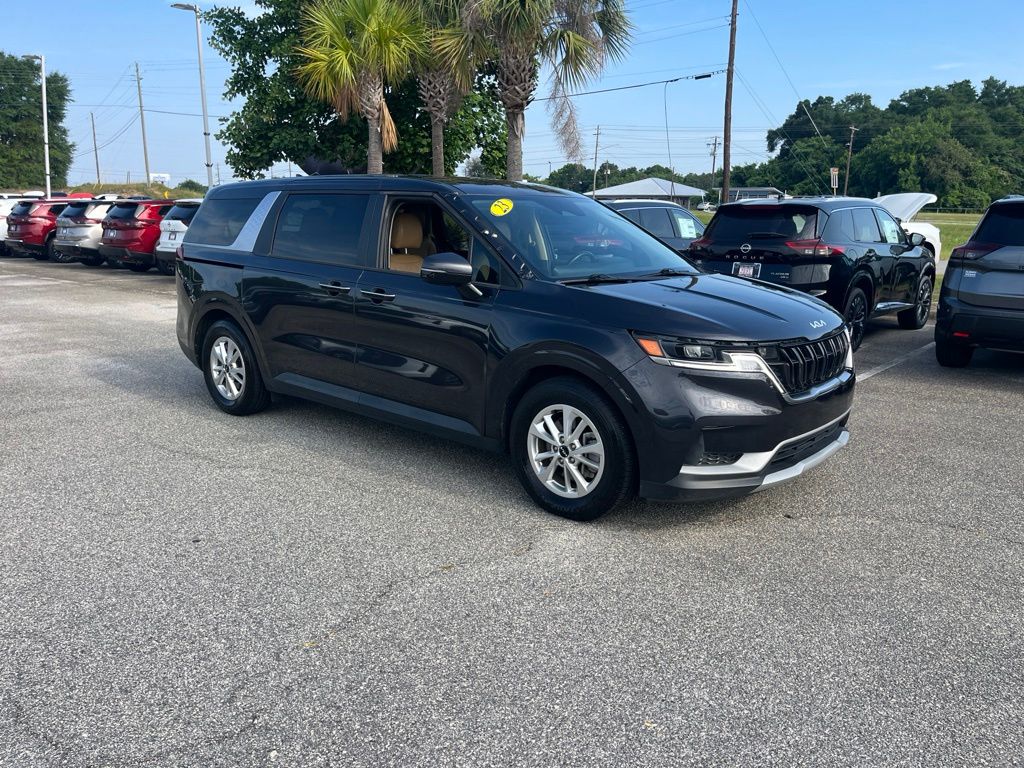 2023 Kia Carnival LX Seat Package