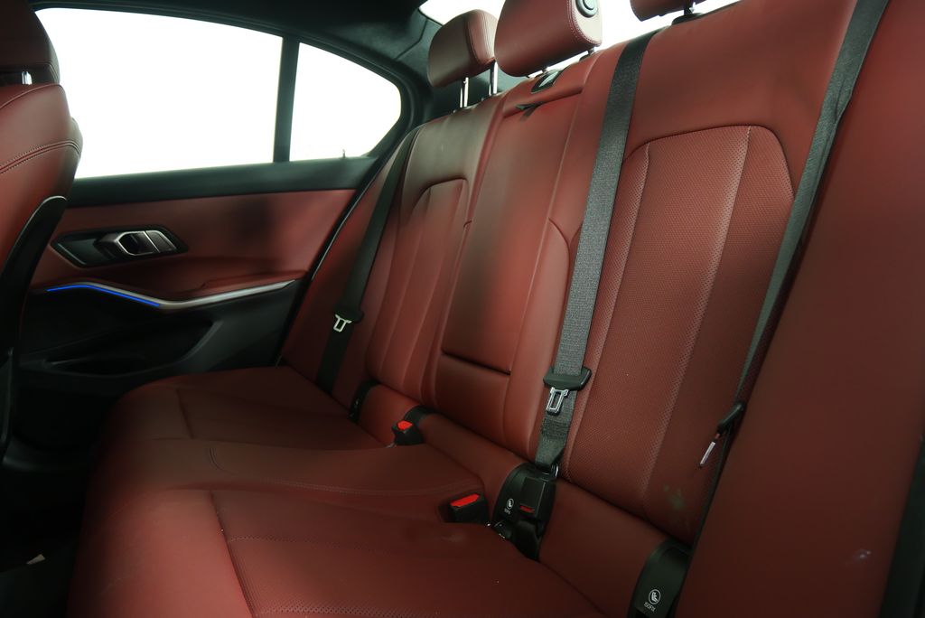 2022 BMW 3 Series 330i 16