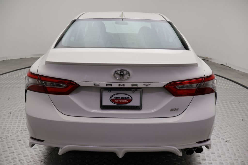 Thumbnail: 2019 Toyota Camry - 10