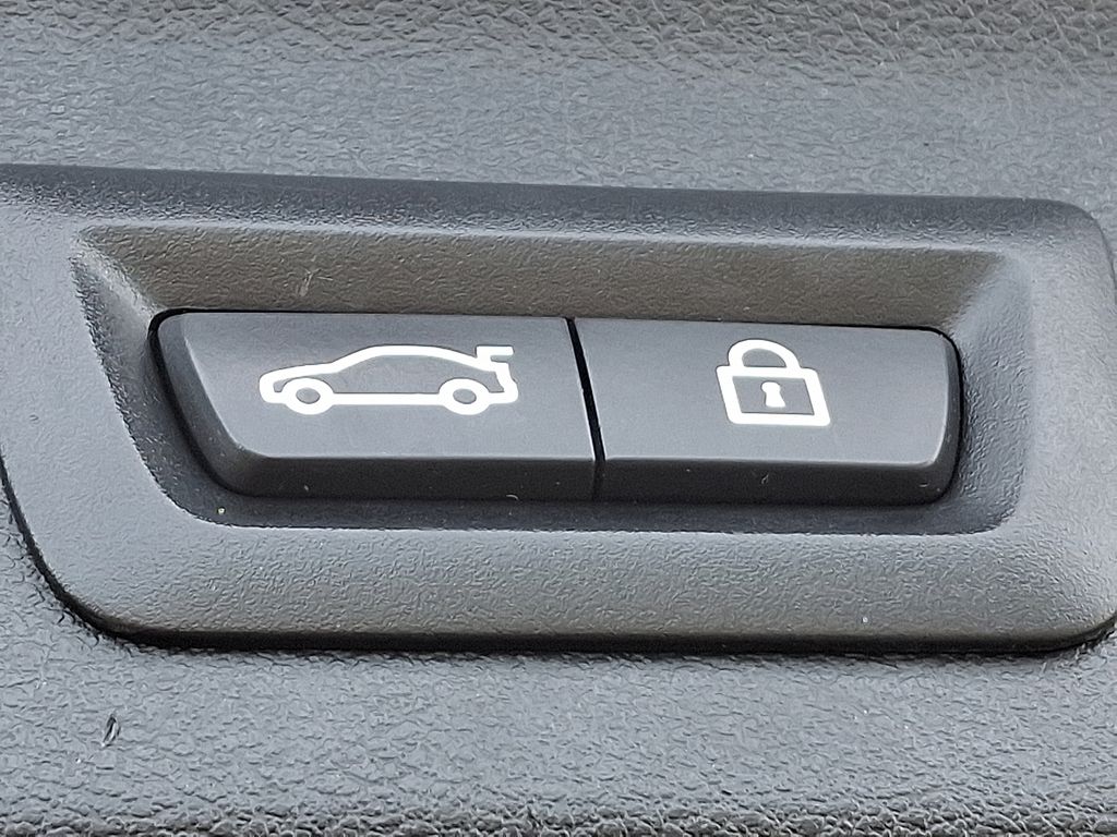 2022 BMW X3 xDrive30i 32