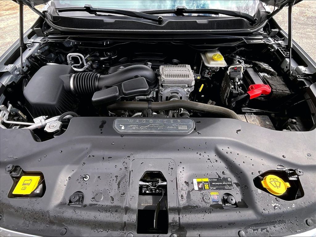 2022 Jeep Wagoneer — photo 30