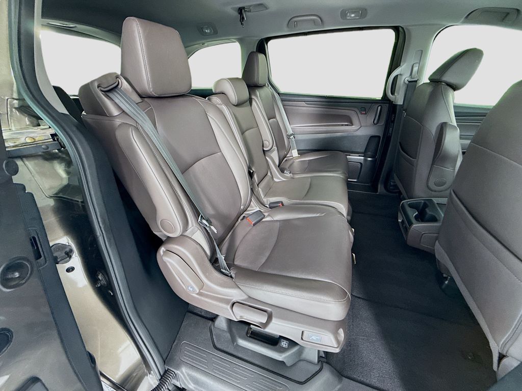 Thumbnail: 2022 Honda Odyssey - 22