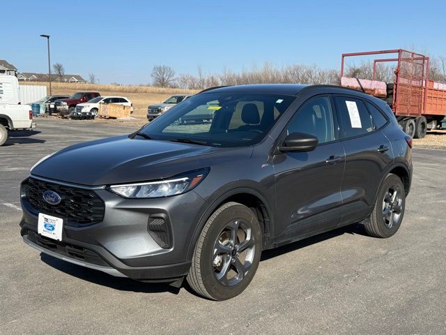 2025 Ford Escape ST-Line AWD