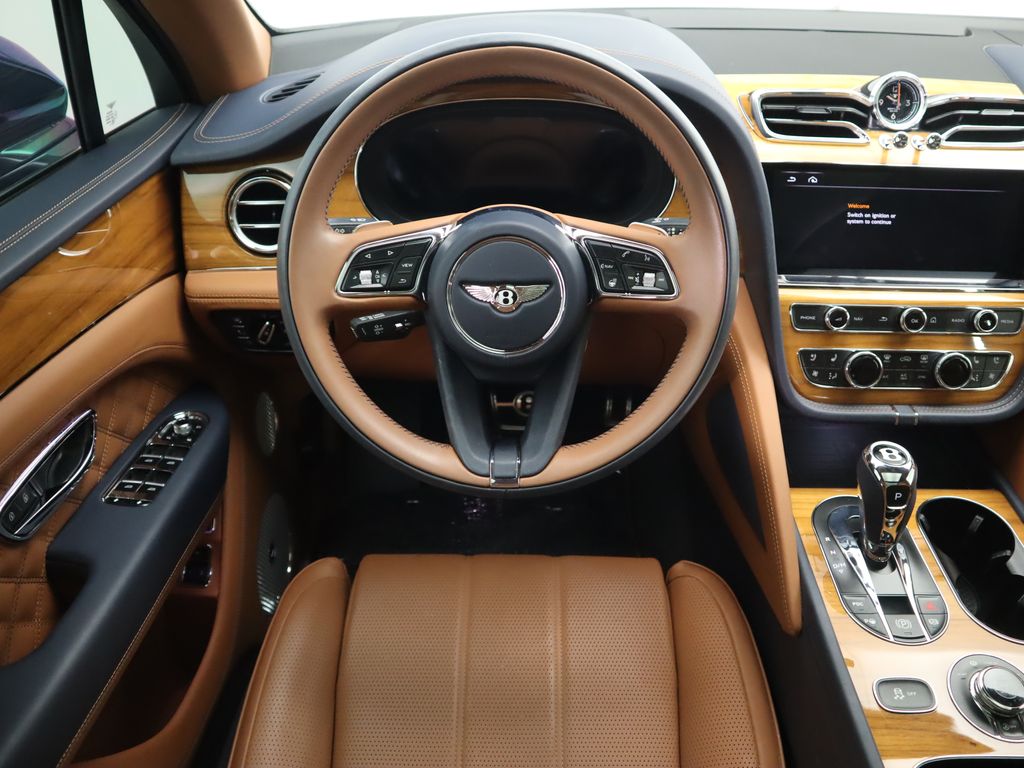 2021 Bentley Bentayga  10