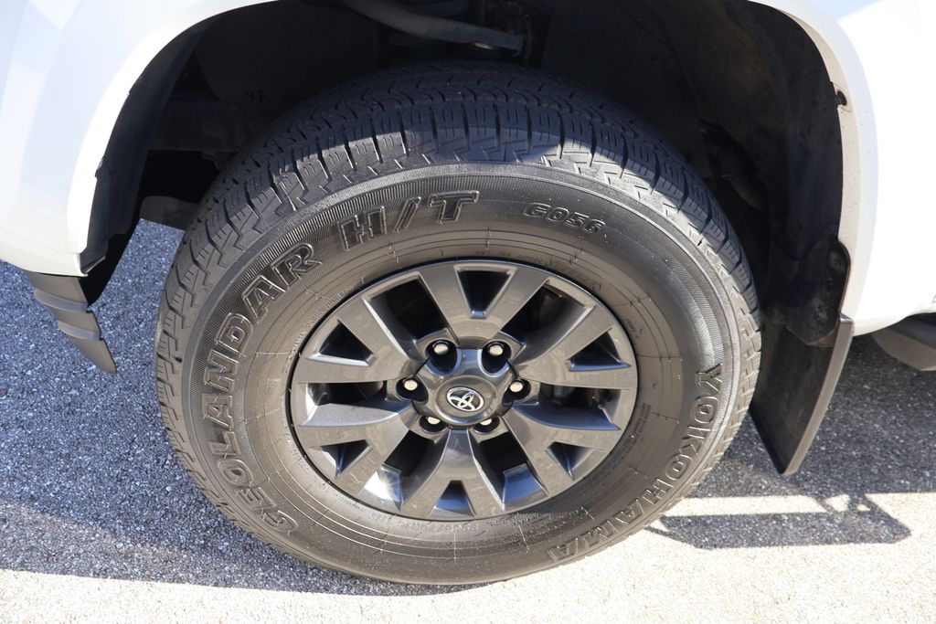 Thumbnail: 2023 Toyota Tacoma - 4