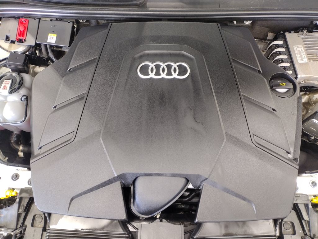 2024 Audi Q7 55 Premium Plus