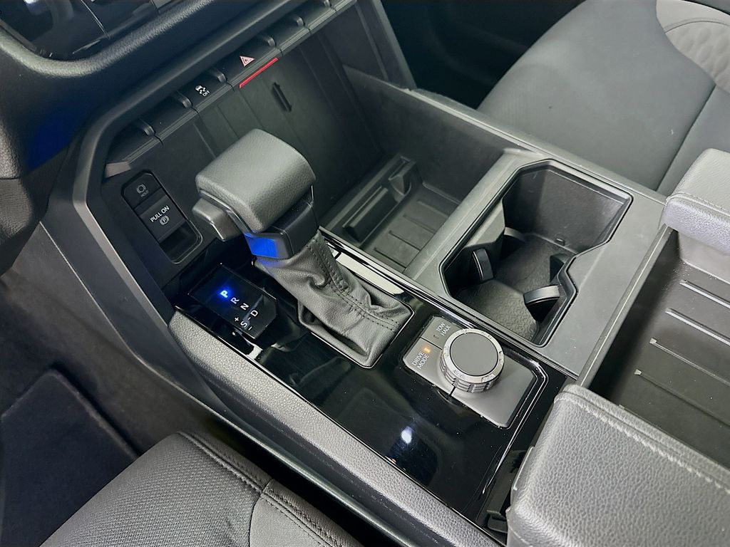 Thumbnail: 2024 Toyota Tundra - 16