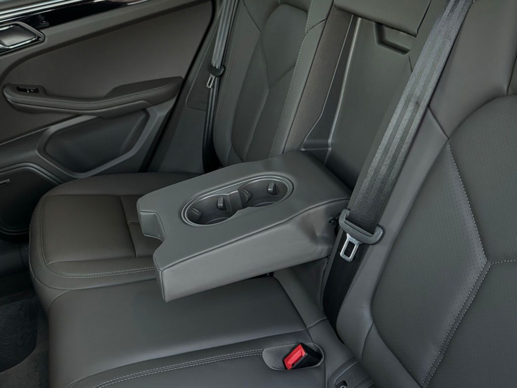 Used 2026  Porsche  image 51