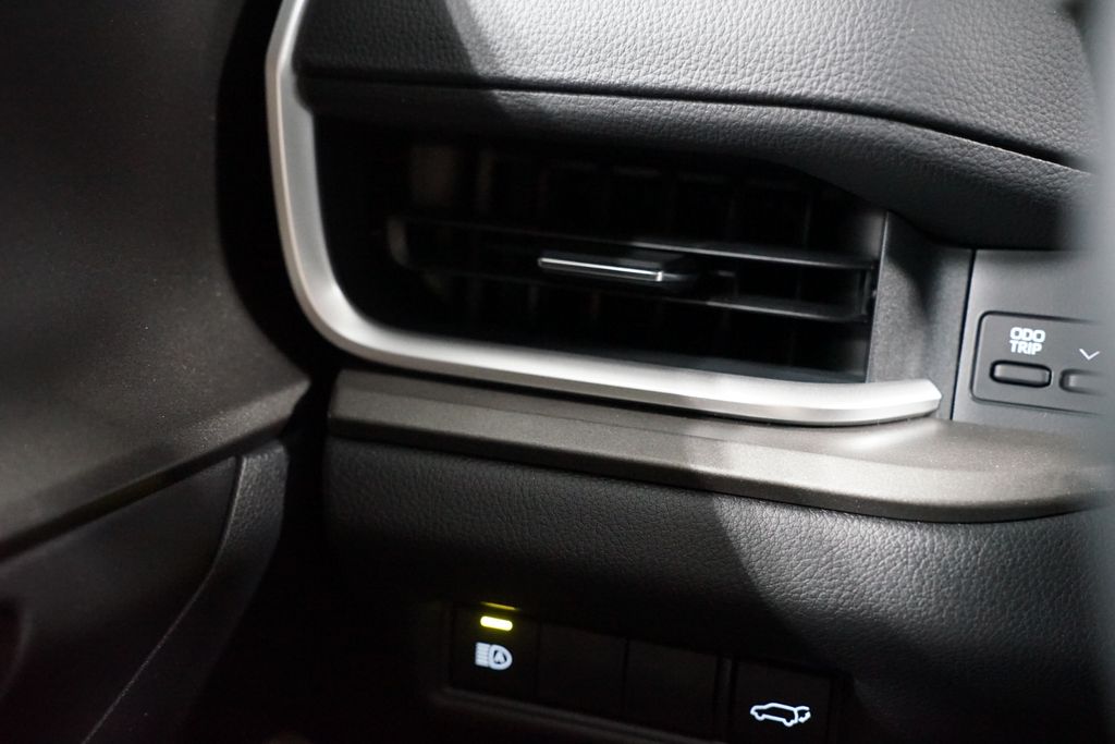 Thumbnail: 2026 Toyota Grand Highlander - 24