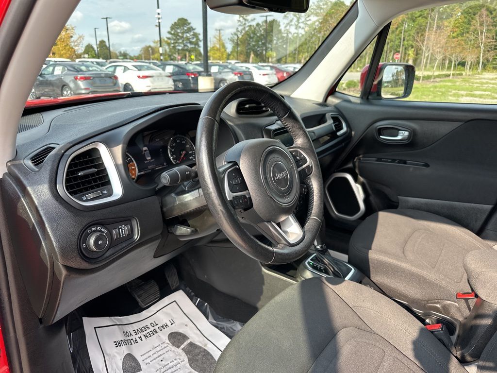 2021 Jeep Renegade Latitude 19