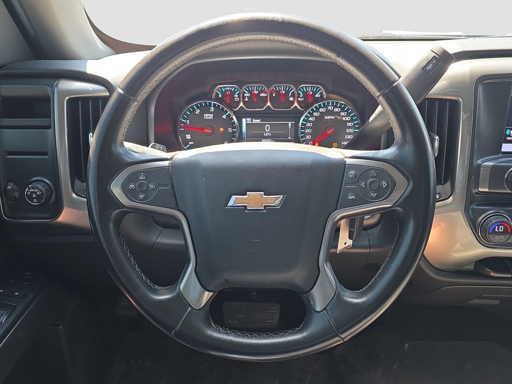 Used 2018 Silver Chevrolet LT image 9
