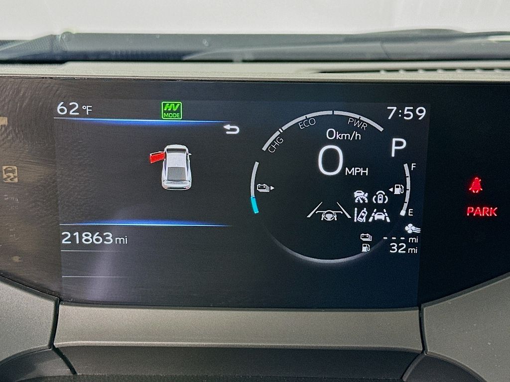 Thumbnail: 2024 Toyota Prius Prime - 12