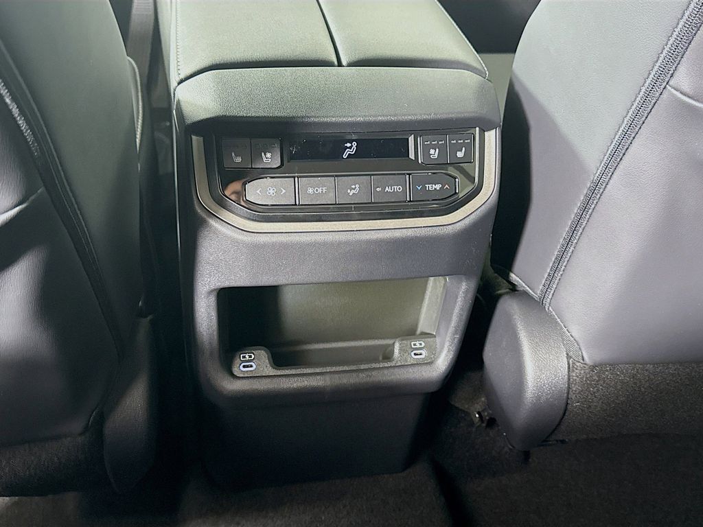 Thumbnail: 2026 Lexus TX - 18