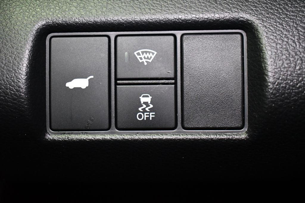 Thumbnail: 2023 Honda Pilot - 21