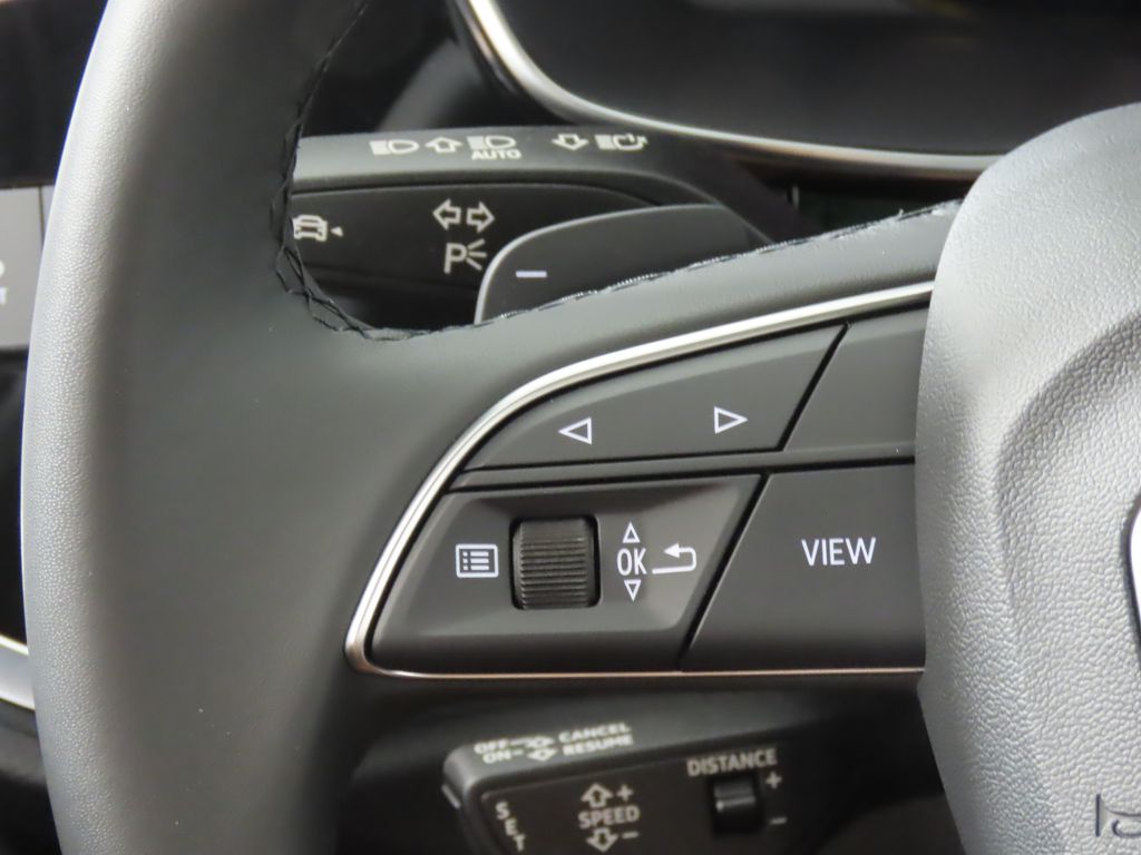 Thumbnail: 2025 Audi Q3 - 16