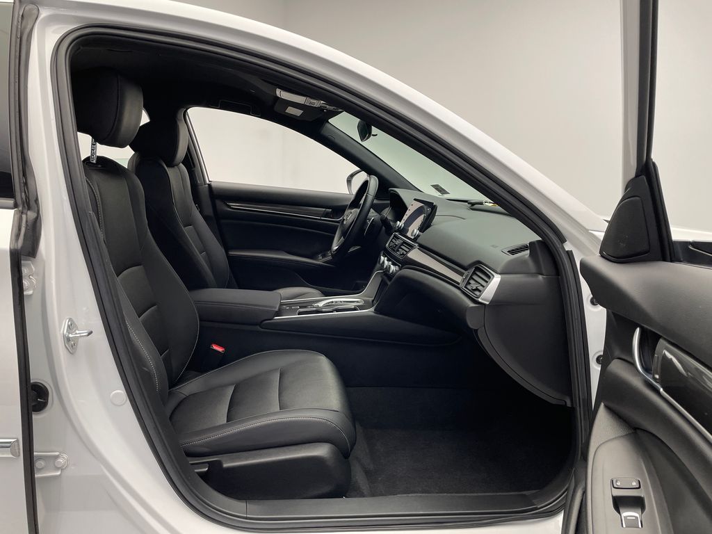 2022 Honda Accord Sport 17