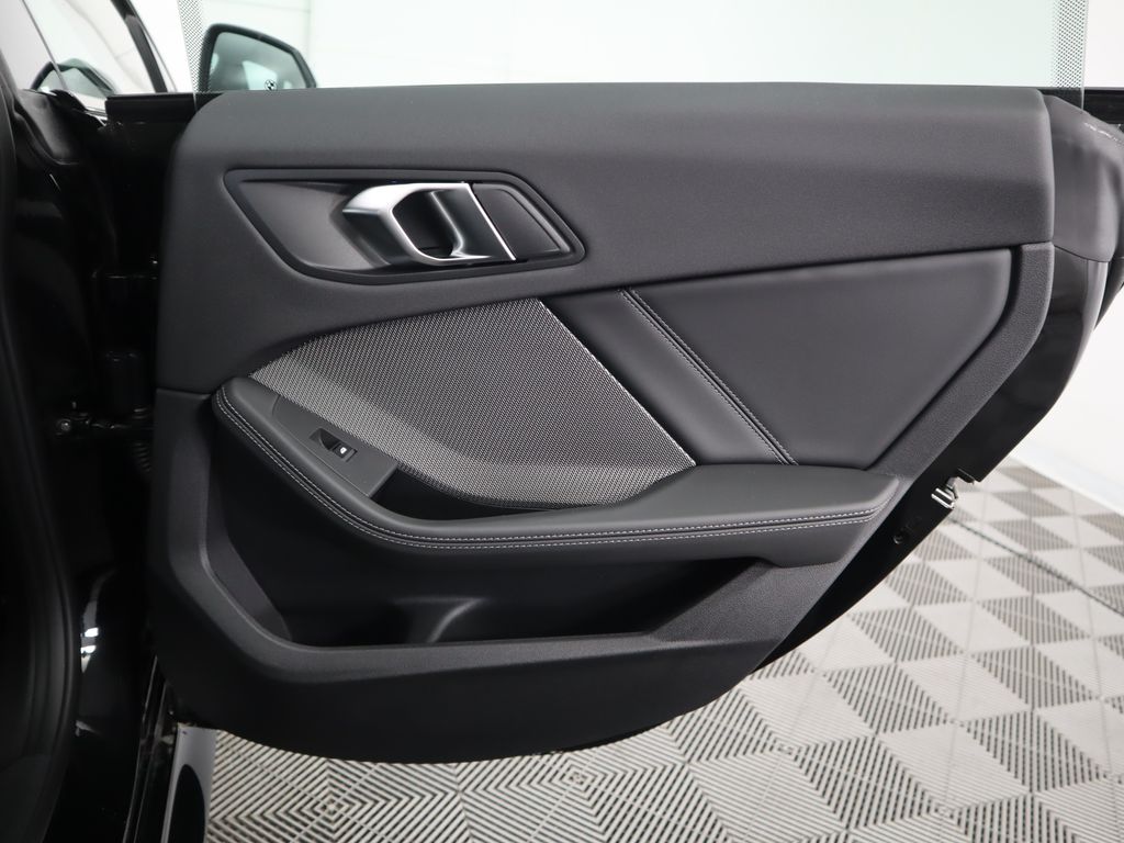 Thumbnail: 2026 BMW 2 Series - 28